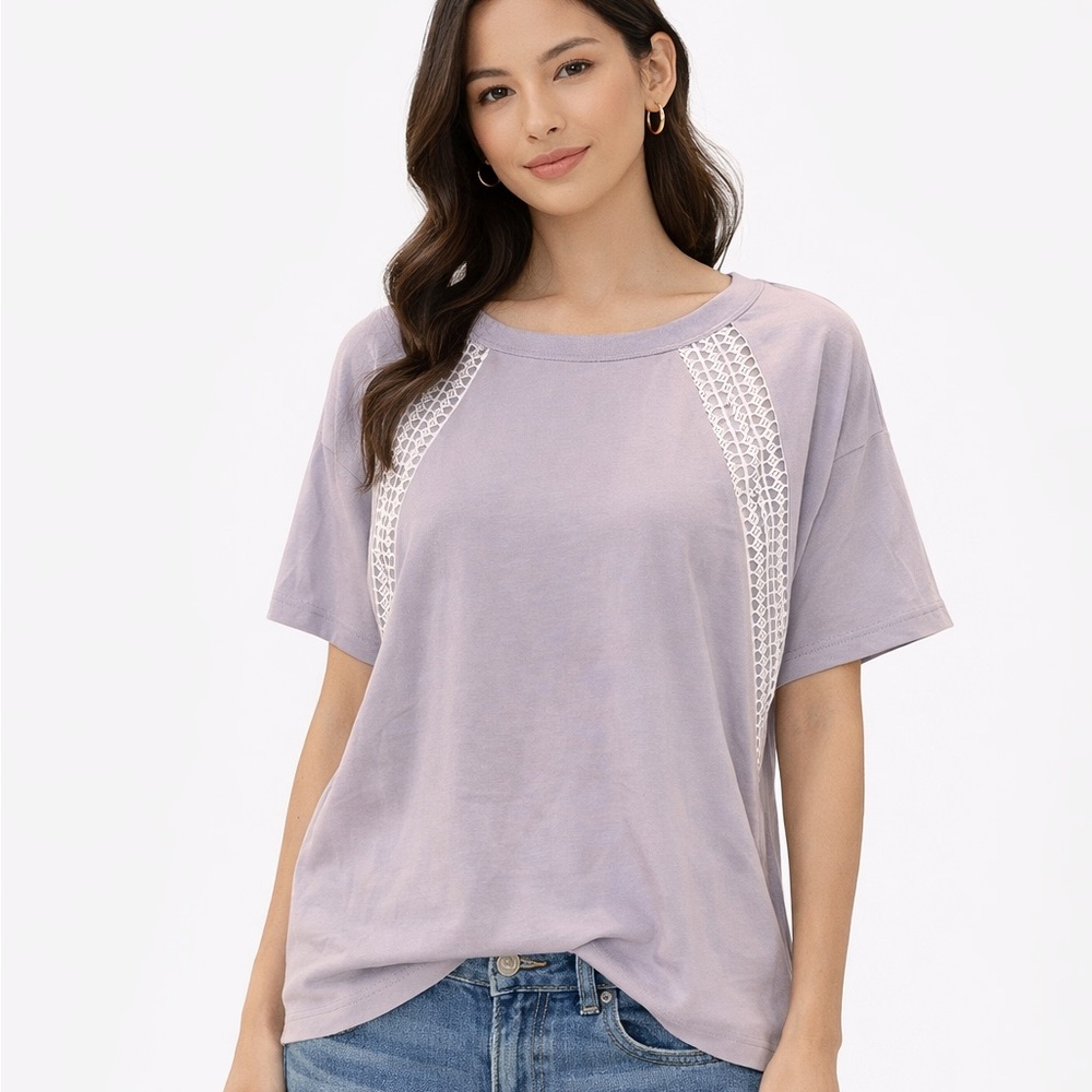 NWOT BiBi Size Medium Lavender Lace-Trim Short Sleeve Top